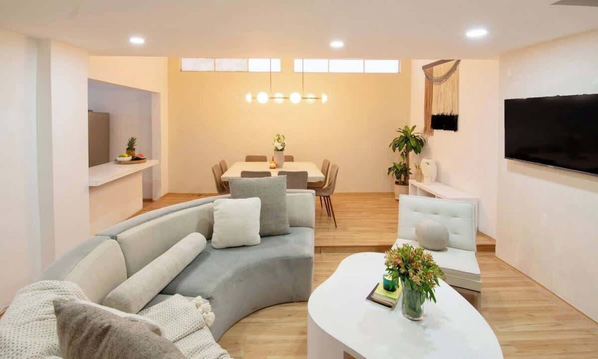 Anahuac House | Modern Boutique House + Rooftop | Anzures, Polanco