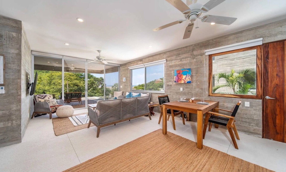 Santa Maria Huatulco Condo | Modern Condo In Walking Distance to Surf Beach
