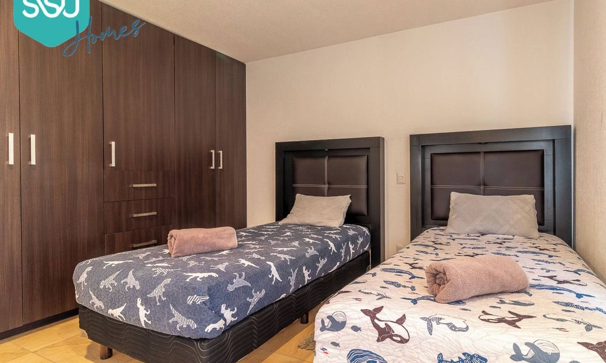 El Marques House | Monet Home for 8PAX