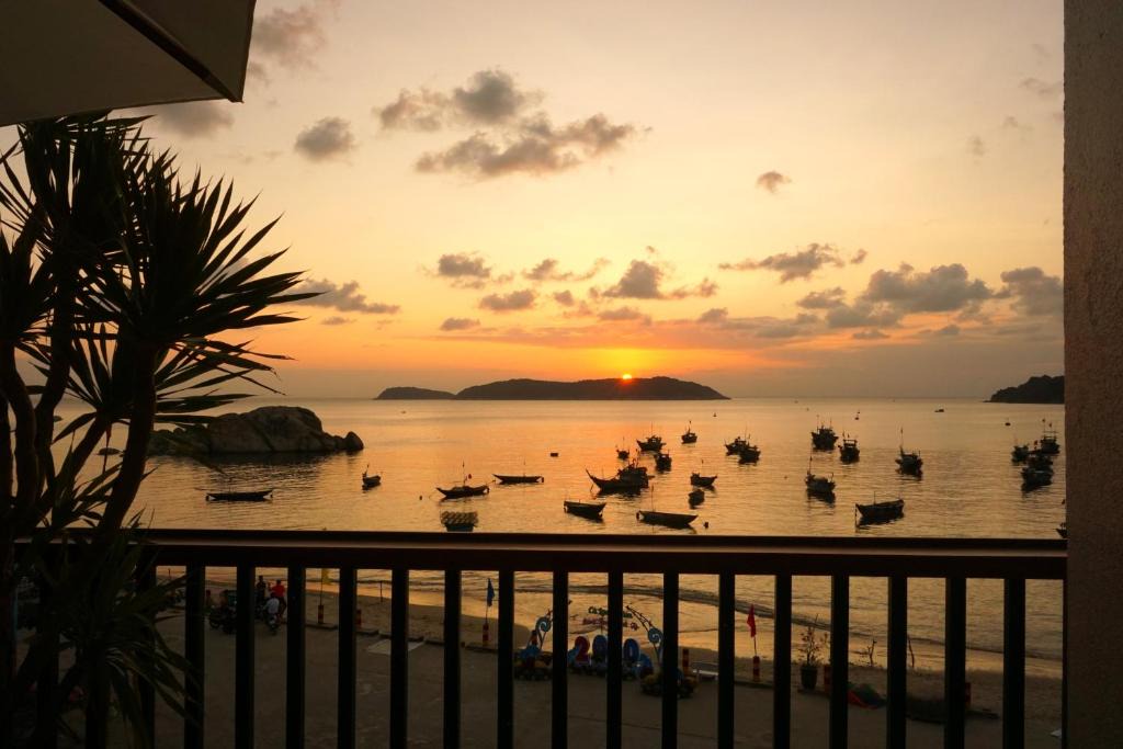 Tan Hiep Bed & Breakfast | Monkey Homestay & Bar