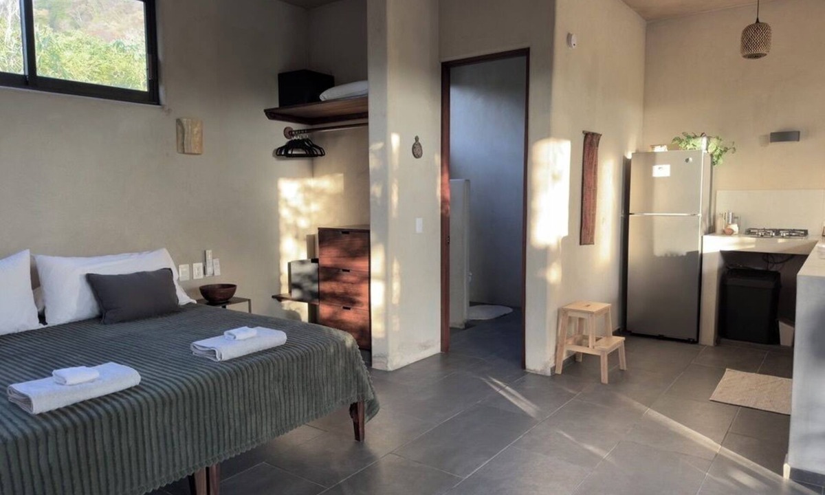 Troncones House | Quiet Beach Retreat for Couples/Steps to Surf & Pet Friendly
