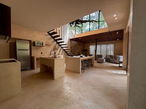 Francisco Uh May Villa | Nawakaan Jungle Villa near Azulik Museum Tulum