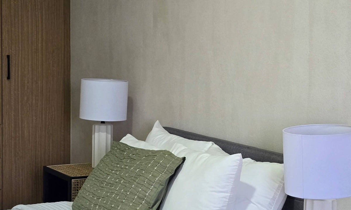 Chihuahua Apartment | New centrally located apartment with balcony.