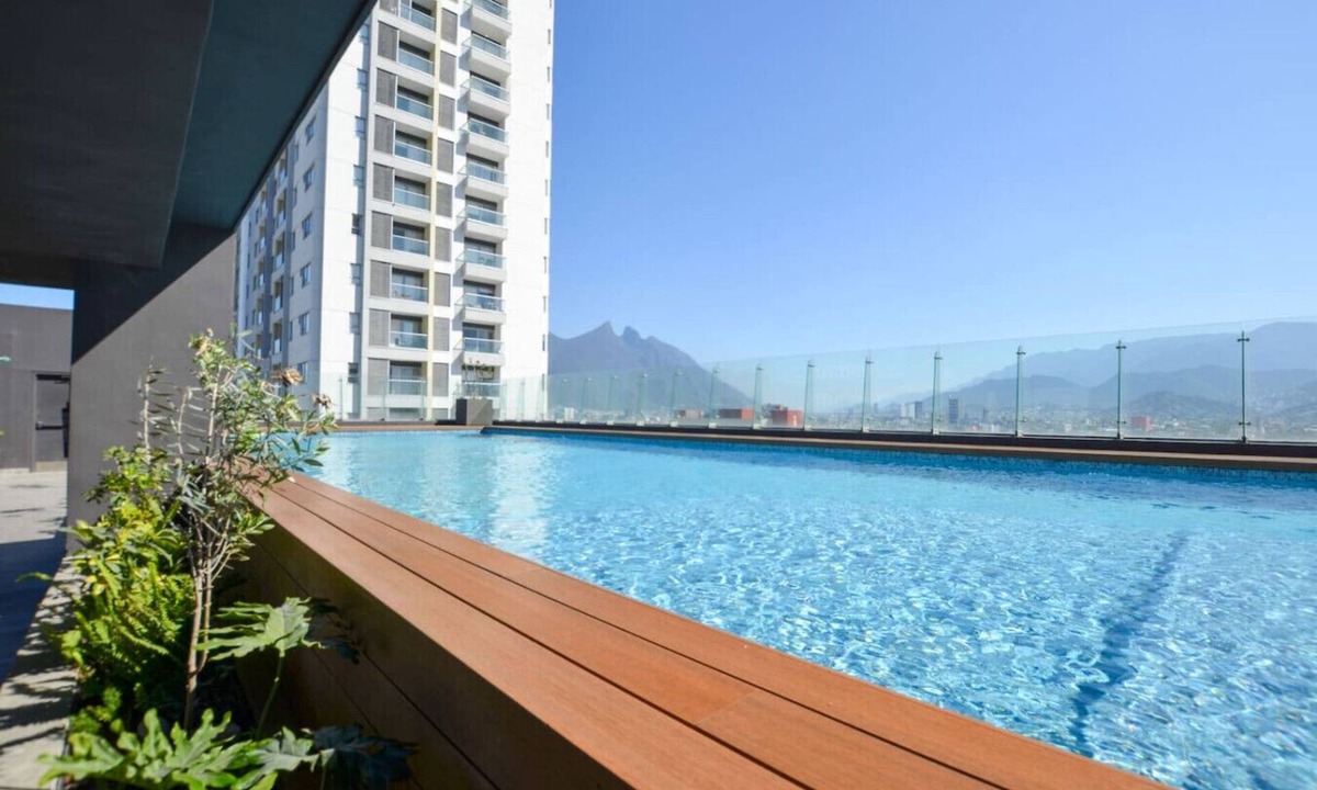 Monterrey Centro Apartment | ¡New in Santa Lucía! 6 guests, GYM, Pool, Parking