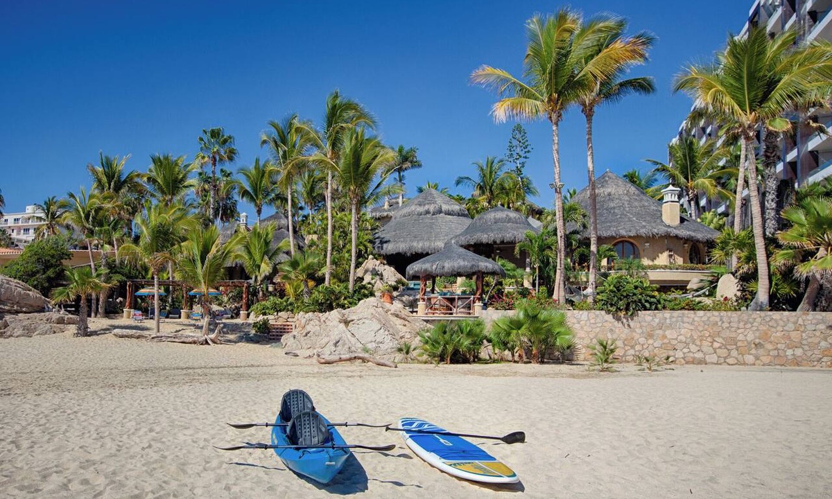 Cabo San Lucas House | NEW LISTING - Villa Las Rocas - 7 bdrm beachfront estate