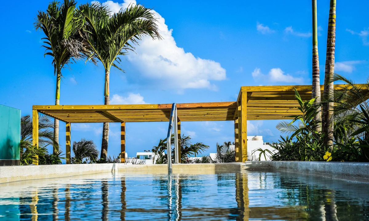 Zazil-ha Hotel | Newport House Playa Boutique Hotel