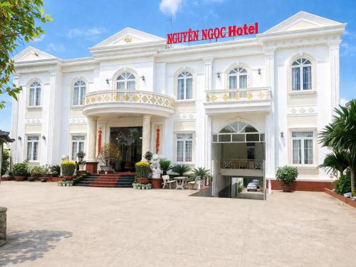 Cu Jut Hotel | Nguyên Ngọc Hotel