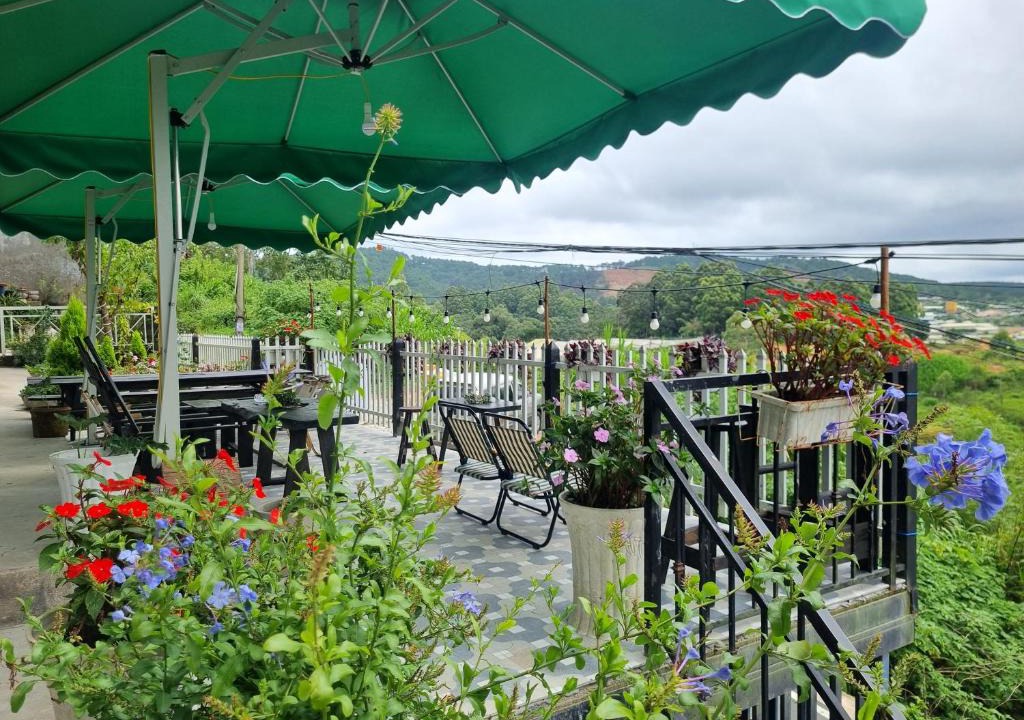 Da Lat Hotel | Nha Minh Homestay & Coffee