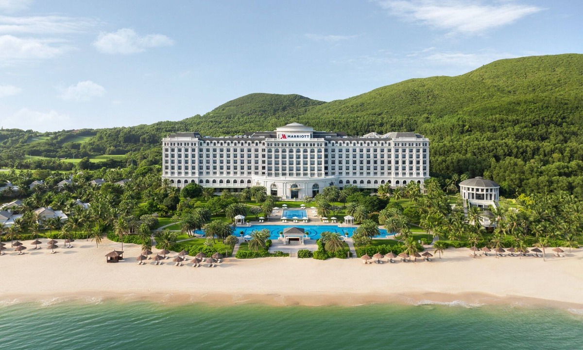 Nha Trang Resort | Nha Trang Marriott Resort & Spa, Hon Tre Island