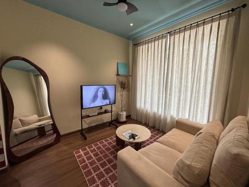 Da Kao Apartment | NOWhere Apartment 2BR in District 1 Center