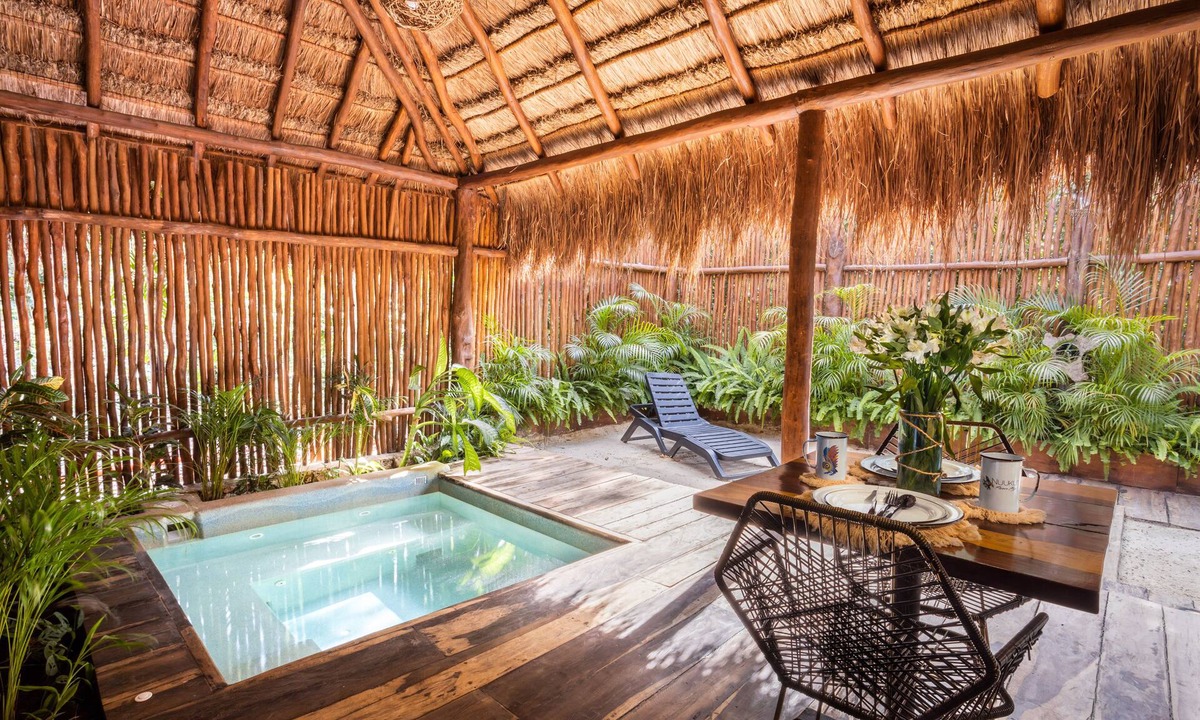 Leona Vicario Hotel | Nuuku