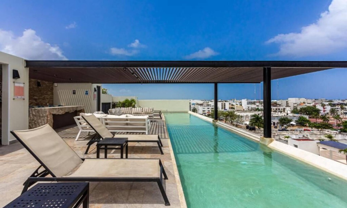 Centro Apartment | Oasis 24/7 Security Pool Sleeps 6 Walk to 5th Ave