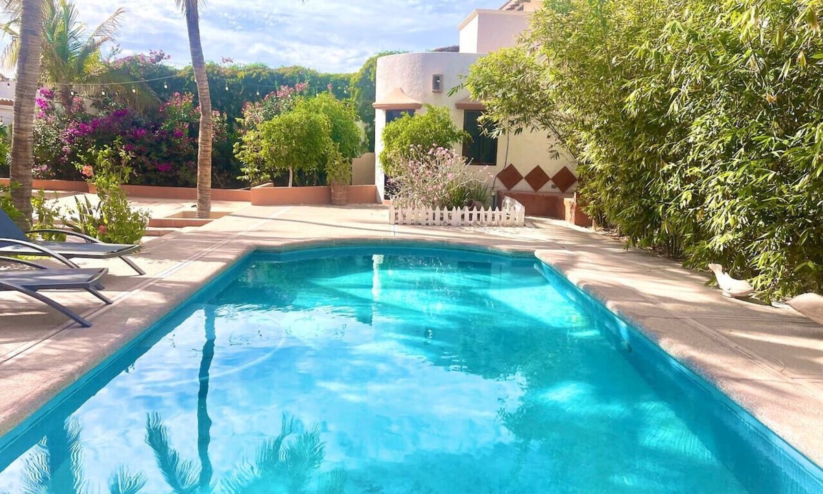 La Paz Condo | Oasis Casita with Pool