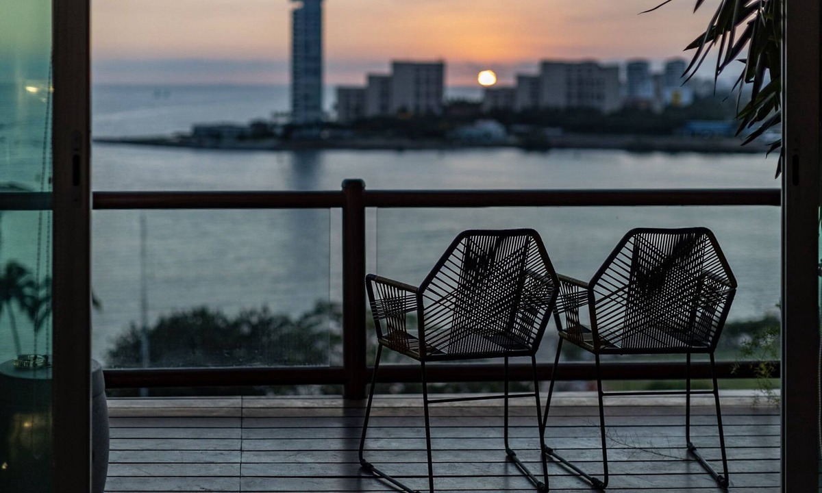 Puerto Vallarta Condo | Ocean & Cruise View, Location, Location!