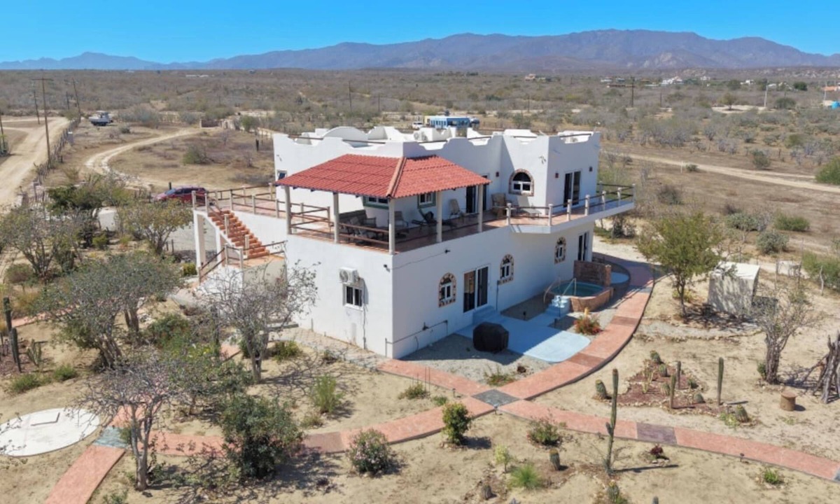 Buenavista House | Ocean & Mountain View Terrace in La Capilla