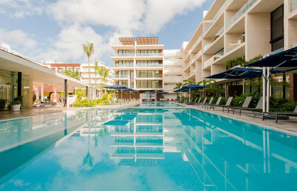Downtown Apartment | OCEANA by Stella Rentals