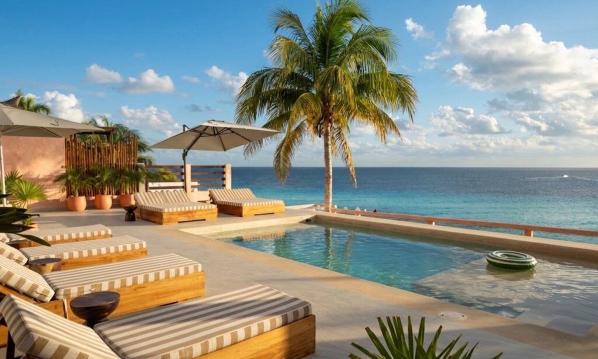 Isla Mujeres Villa | Oceanfront 5BR Villa + Saltwater Pool + Concierge