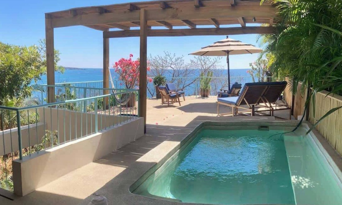 El Faro Villa | Oceanfront Penthouse w/Pool & Panoramic Views