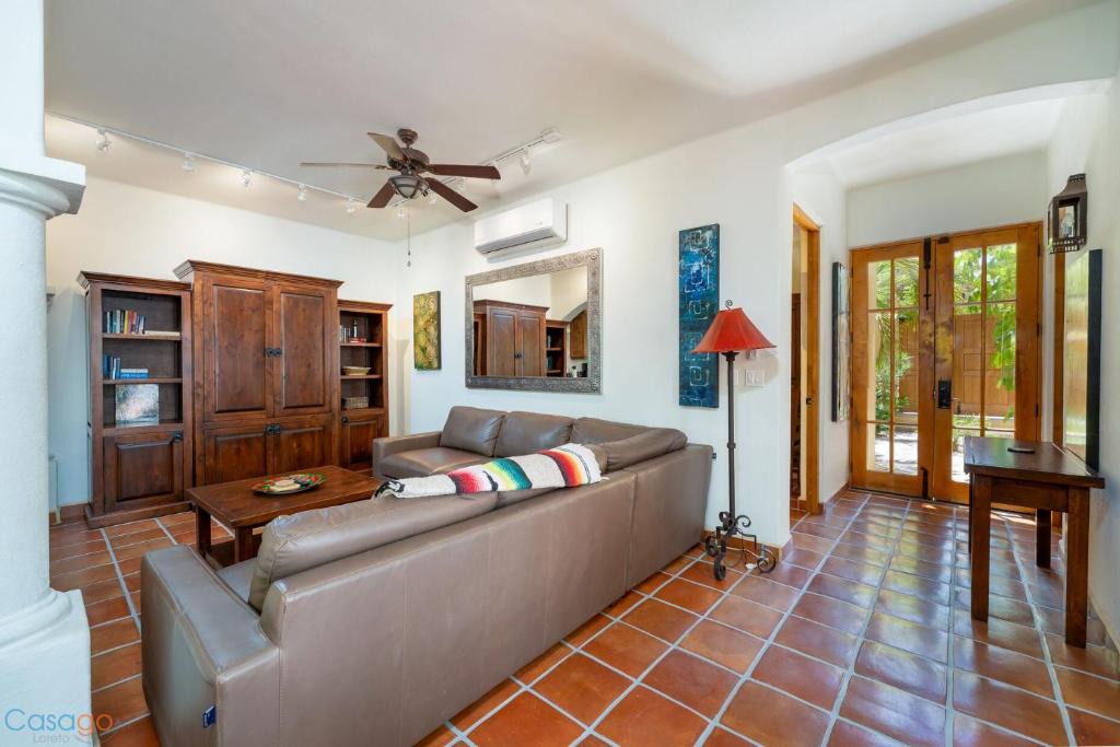Nopolo House | Oceanview Escape with Rooftop Terrace & Mountain Views Welcome to your perfect coastal retreat!