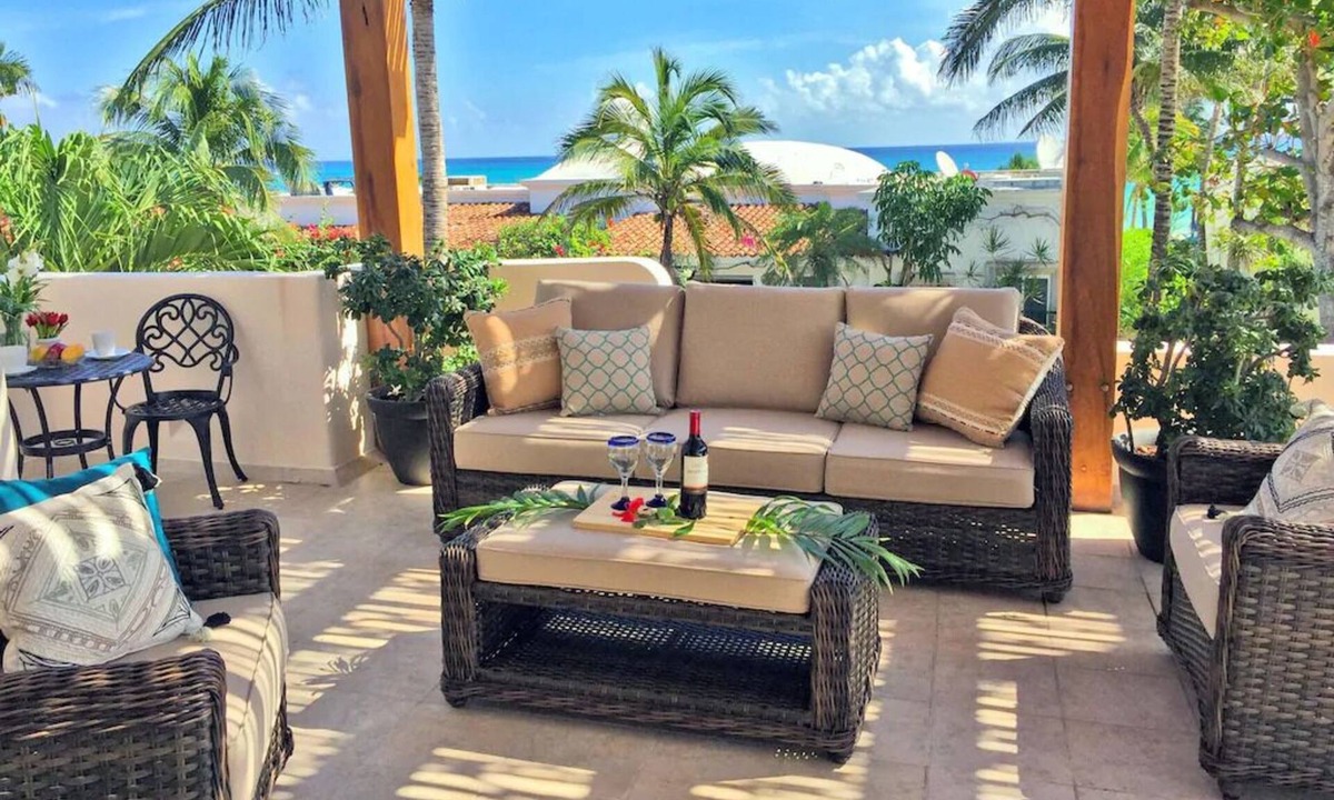 Playacar Fase I Villa | Oceanview villa, steps from the beach. Private pool/BBQ