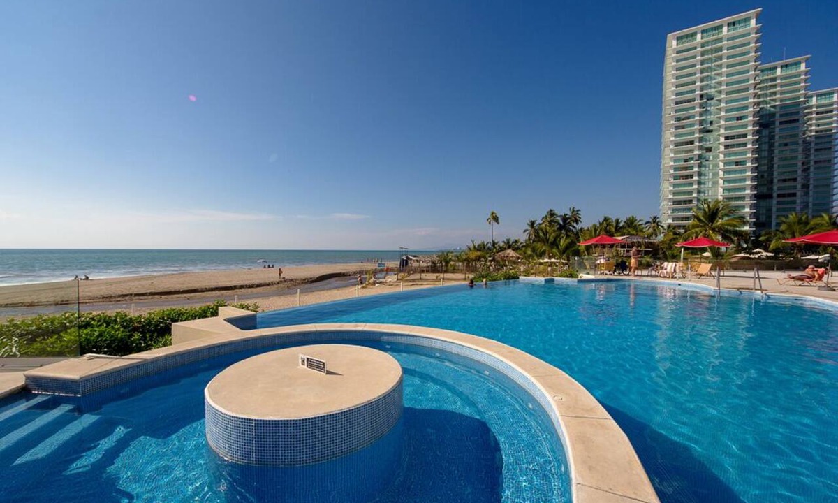 South Hotel Zone Condo | "Ogo Vallarta" | 5 Pools, Gym, BBQ & Workspace