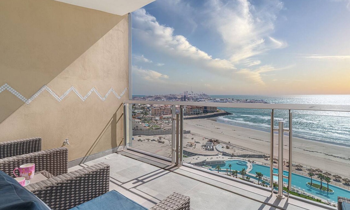 Bella Vista Condo | One 1207-Hotel Room– State-of-the-Art Resort Offering Unmatched Luxury and Sea of Cortez Scenery