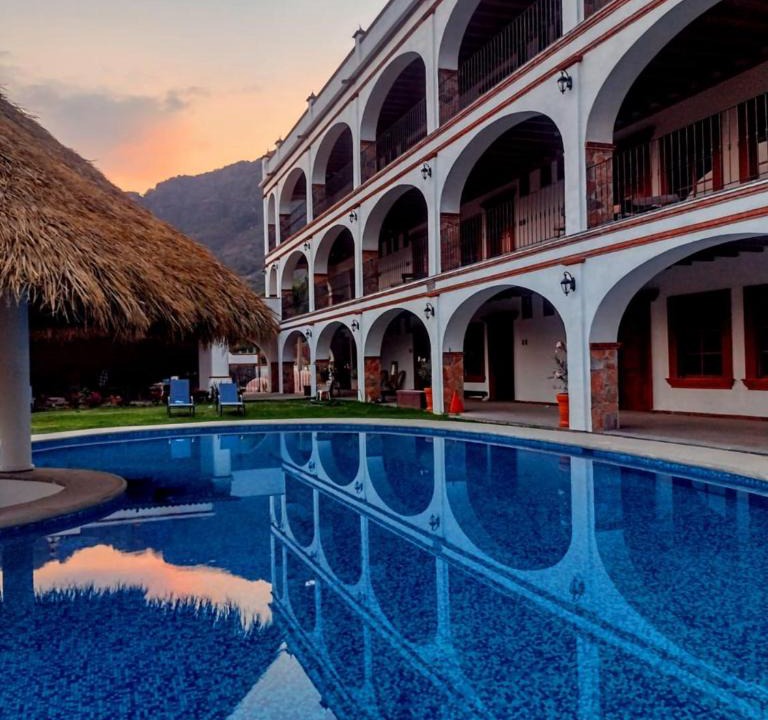San Miguel Hotel | Palacio Del Cobre