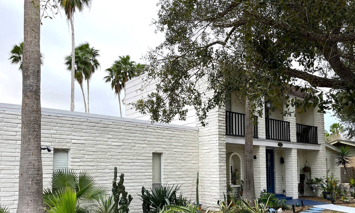Palm Valley House | Palm Paradise Right in the Center of Rio Grande Valley