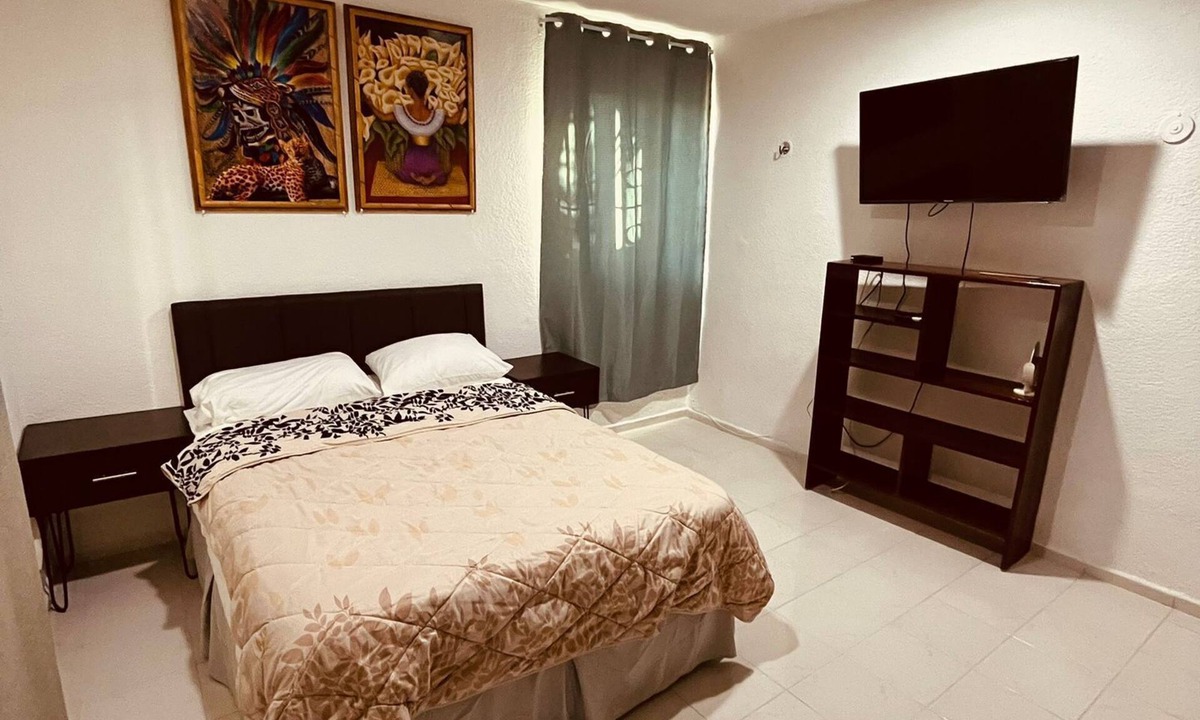 Merida House | Palmeritas house with one bedroom, terrace and pet friendly.