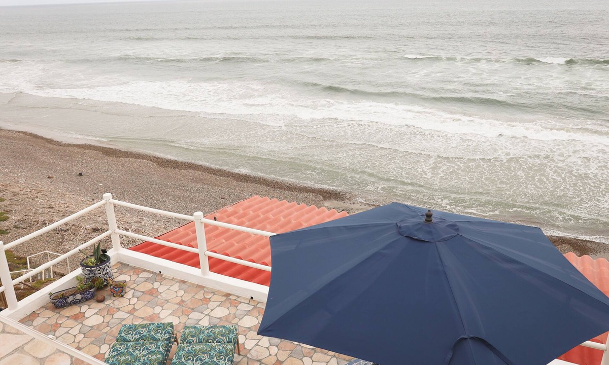 Playas De Tijuana Villa | PEACEFUL ROMANTIC GETAWAY just 20 minutes from the International Border!