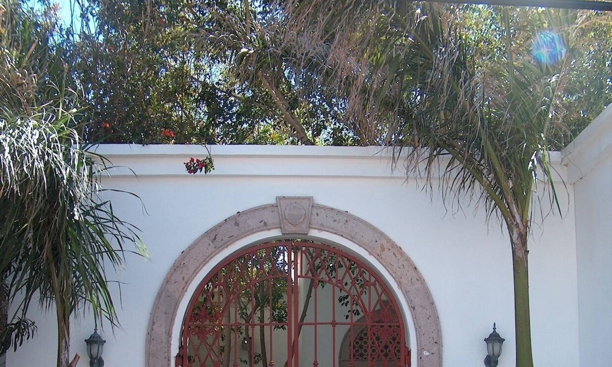 Bahia Kino Apartment | PELICAN STUDIO: Delicious, private, with porch overlooking the Sea of Cortez.