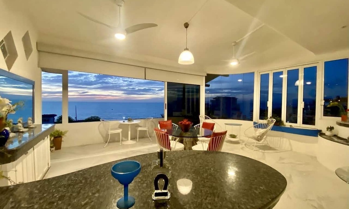 Amapas Condo | Penthouse, Stunning Ocean Views - Old Town, Playa Los Muertos