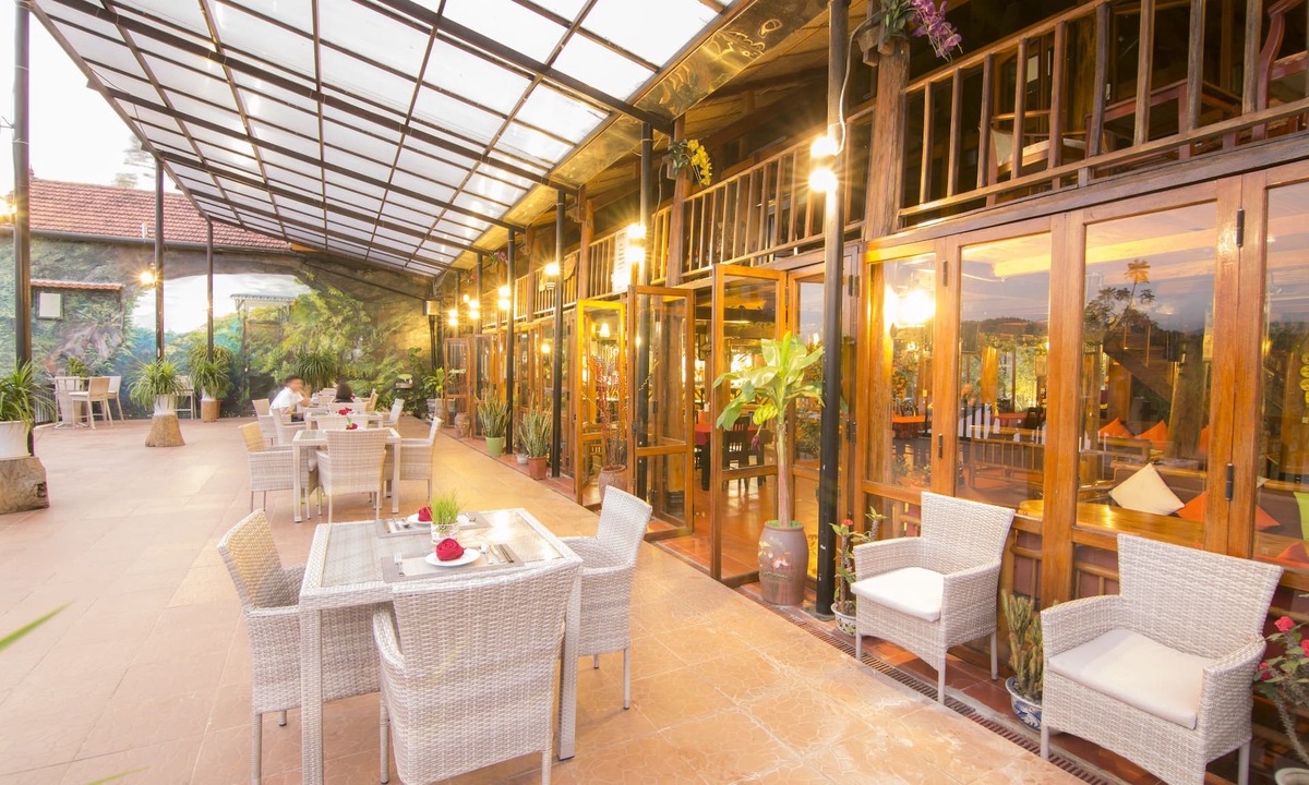 Bo Trach Resort | Phong Nha Lake House