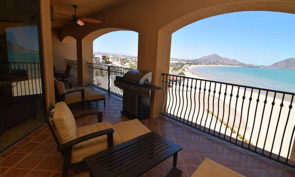 San Felipe House | Playa del Paraiso Deluxe Rental | 2BR/2BA | Ocean Views | Pool