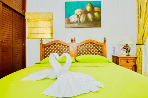 Playacar House | Playacar - Superior Budget Room With Swimming Pool Air Conditioning and Parking