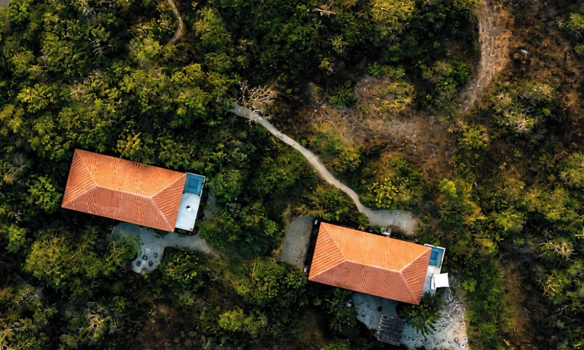 La Union de Isidoro Montes de Oca Villa | Private 4-Bedroom, 2-Pool Retreat — Nature, Silence & 5 min to Surf Point