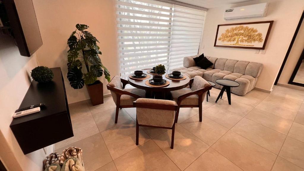 San Pedro Tlaquepaque Apartment | Private Apartment with AC Near Guadalajara Airport