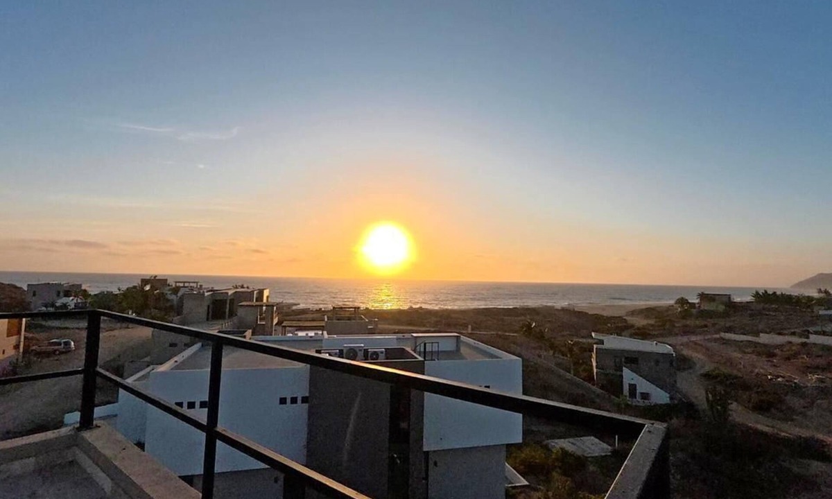 El Pescadero House | Private Home—Ocean View with Pool and Fire Pit (Perfect for Vacations)