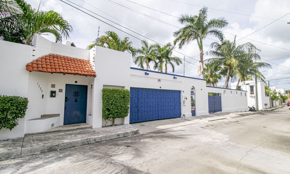 Colonia Andres House | Private Resort with Amazing Pool and Gardens