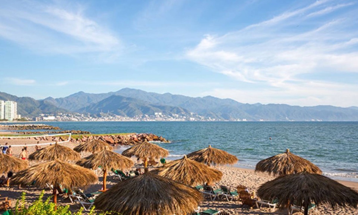 Isla Iguana Resort | Puerto Vallarta – Mayan Palace
