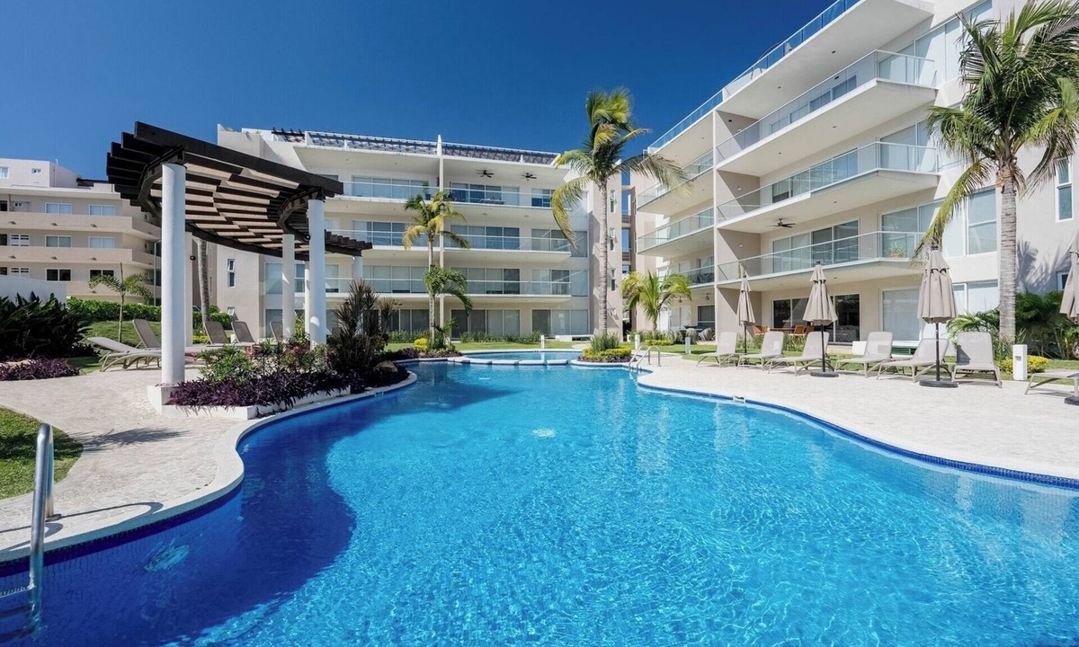Puente del Mar Apartment | Punta Arena - Exclusive Two-Level Penthouse - Pool, Private Jacuzzi & Beach Club