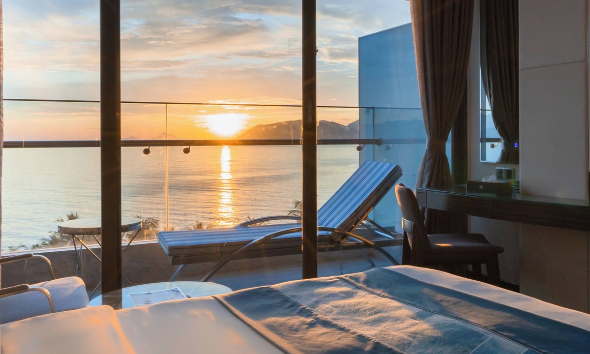 Tran Phu Beach Hotel | Queen Ann Nha Trang