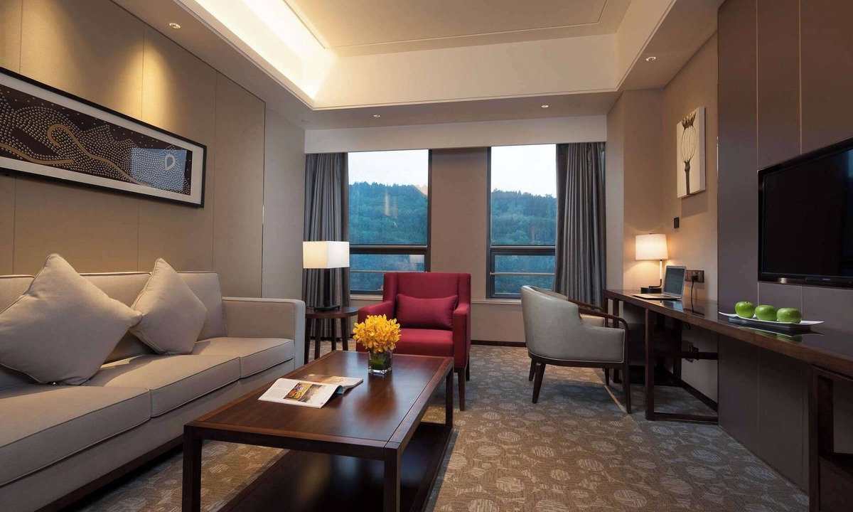 Lixia District Hotel | Ramada Jinan