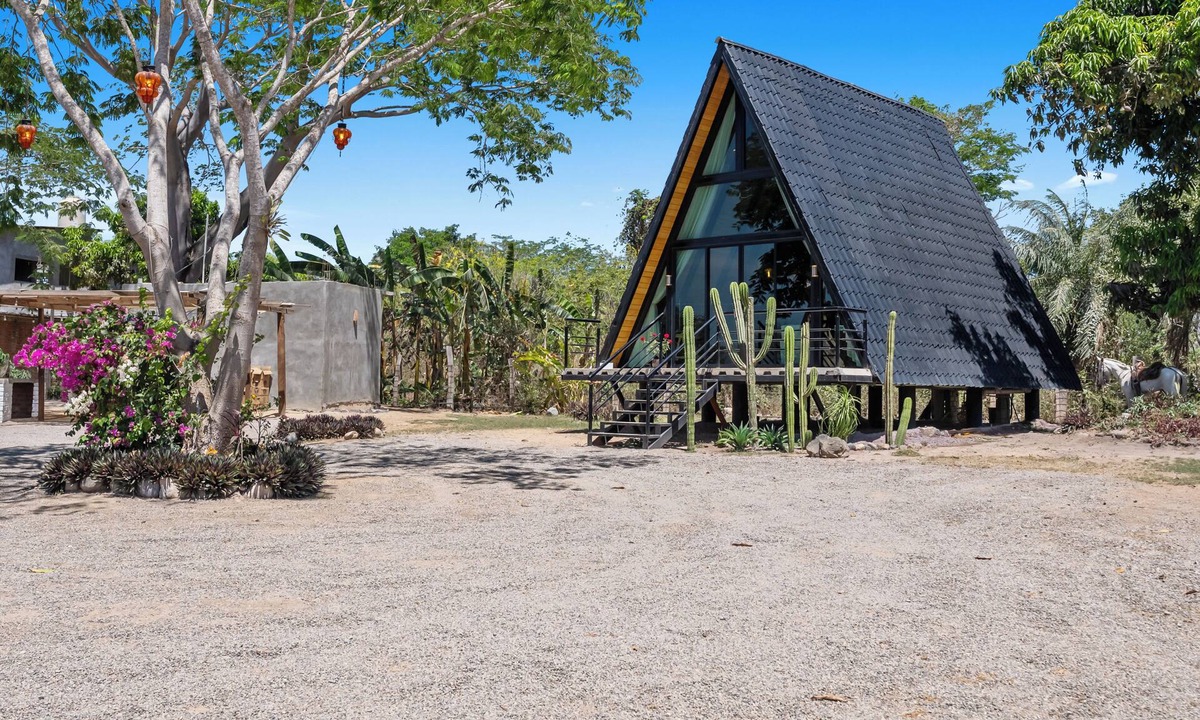 Puerto Vallarta Cabin | Rancho La Trinidad, Horseback Riding & Event Venue