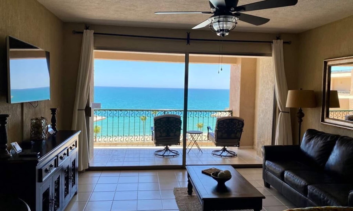 Puerto Penasco Condo | Remodeled Condo with Beautiful view of the Sea of Cortez. Avoid the long lines!