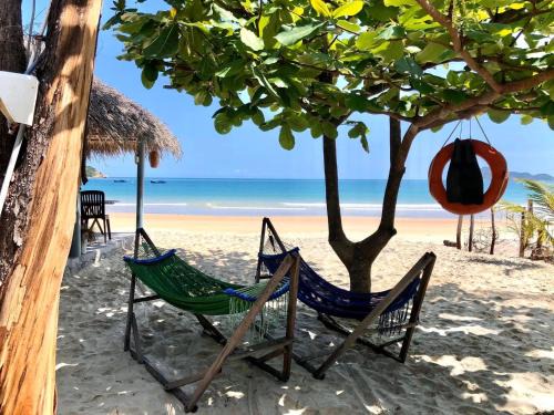 Song Cau Hotel | Robinson Beach Bungalow