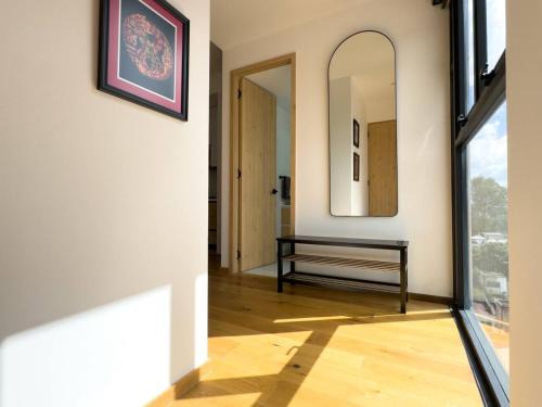 Colonia Roma Apartment | Roma-Condesa · Terraza privada + Queen · A/C