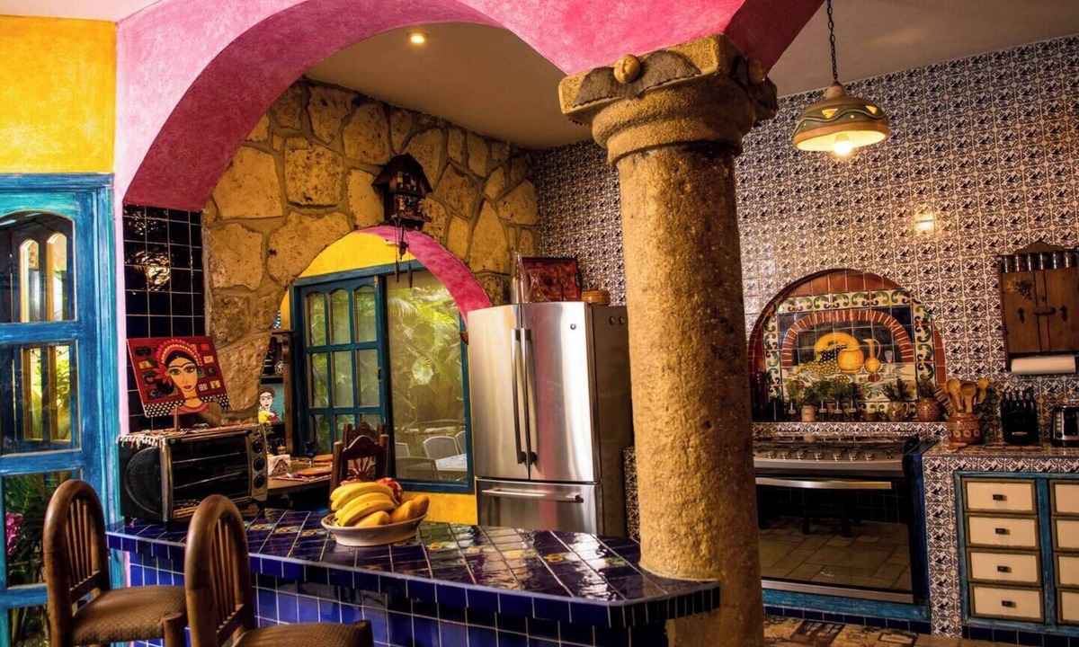 Colonia Maravilla Bed & Breakfast | Room Fiesta/Hacienda Boutique B&B/Spa/Adults Only