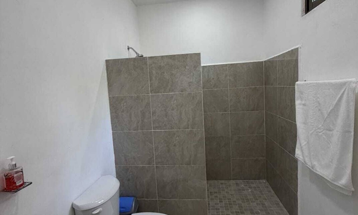Xul-Ha Apartment | Room with double bed + single bed in Xul-Ha