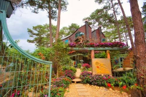 Kon Plong Hotel | Rosie Garden Măng Đen